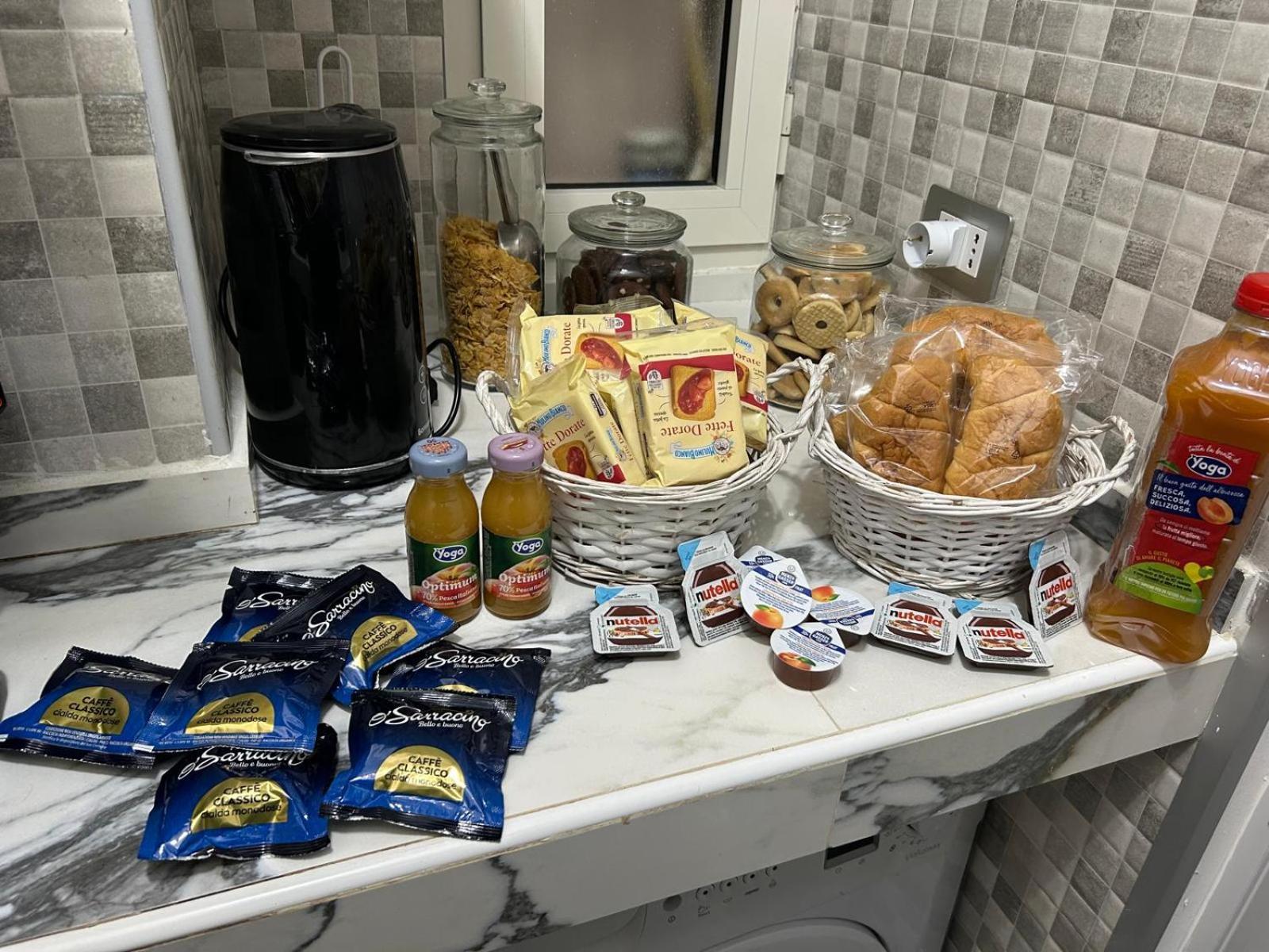 B&B House Napoli Cavour Εξωτερικό φωτογραφία